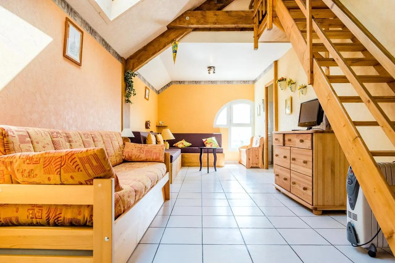 Mini-hôtel gite de pontgibaud Lathuile